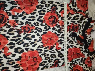 Vestido estampado animal print y flores Talla S