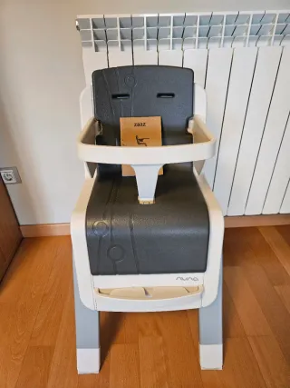 Trona Nuna Zaaz adaptable