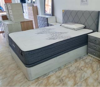 Canapé canapé canapé canapé