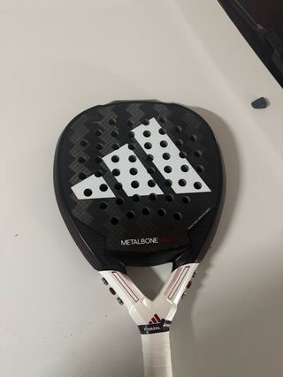 Pala de pádel Adidas Metalbone