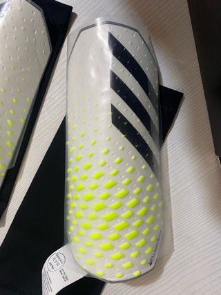 Espinilleras Adidas Predator SG Talla M