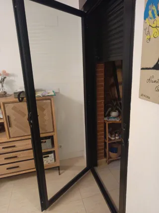 Puerta Climalit Negra con Persiana