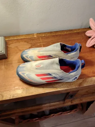 Botas de fútbol Adidas F50 niño T33