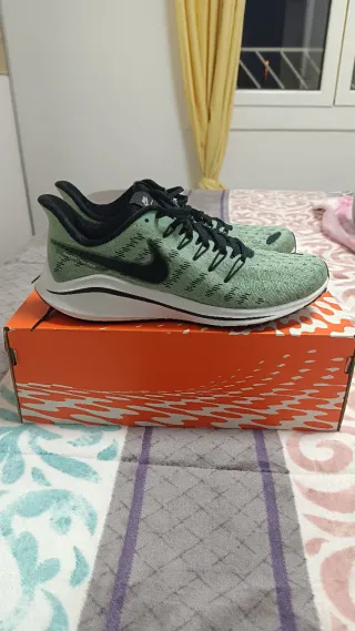 Nike Zoom Vomero 14 Verde/Negro