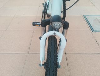 Bicicleta Eléctrica Plegable Ess Watt Blanca