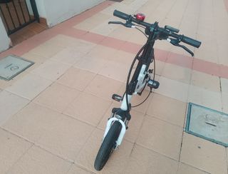 Bicicleta Eléctrica Plegable Ess Watt Blanca