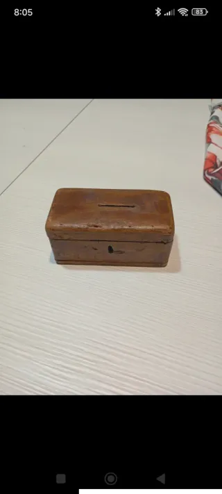 Piccolo baule vintage salvadanaio