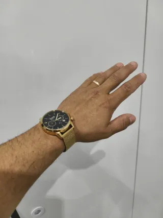 Reloj Versace Dorado y Negro