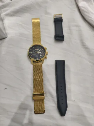 Reloj Versace Dorado y Negro