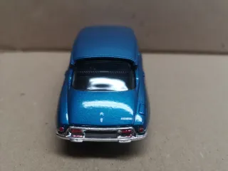 Maqueta Citroen DS azul