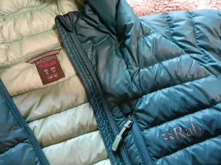 Chaqueta Rab Plumas Mujer