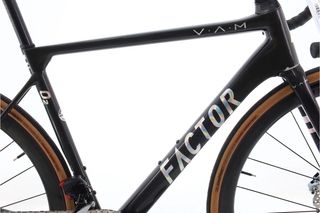 Factor VAM O2 AXS 12V (carretera) t.52 Reacondicionada