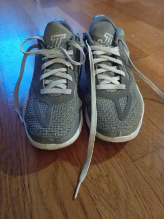 Jordan Tatum 1 Cool Grey Talla 37.5