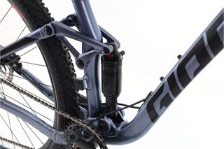 Giant Stance 2 (MTB) t.M Reacondicionada