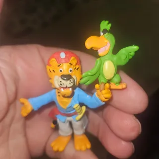 Figura Tigre Pirata y Loro
