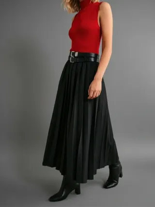 Gonna longuette a pieghe con spacco laterale
