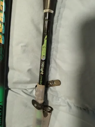 Lote 4 cañas de pesca, varias marcas