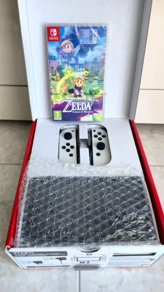 Nintendo Switch OLED + Zelda Echoes of Wisdom