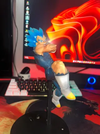 Action Figure Vegeta SSJ Blue