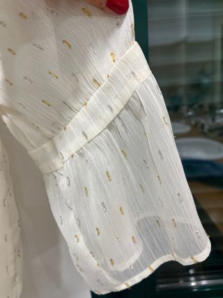 Camisa Woman dorada y blanca talla M