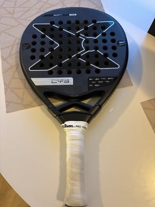 Pala Nox AT10 GENIUS LTD 2025 18k EDICION ESTUCHE