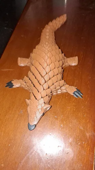 Figura Pangolín 3D