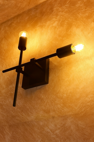 Lampada da parete nera vintage