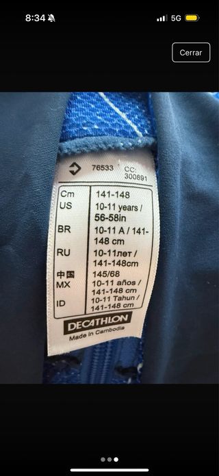 Chaquetas deportivas Decathlon negra y rosa