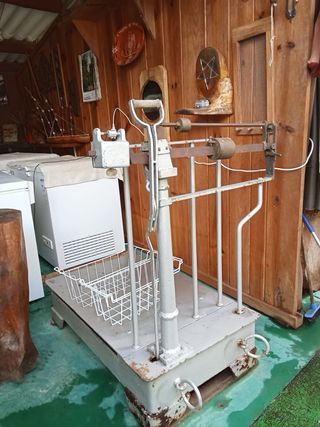 Báscula antigua industrial