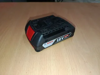 Baterías y Cargador Bosch 18V