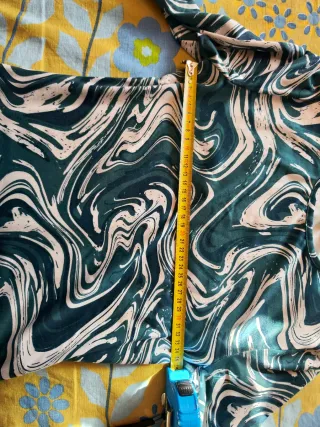 T-shirt SHEIN taglia S