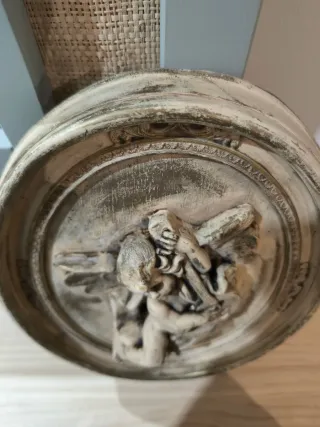 Placa relieve querubín vintage