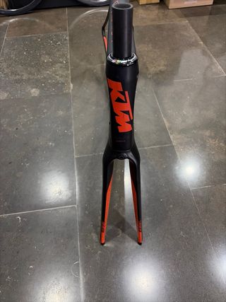 Cuadro KTM REVELTOR Impecable