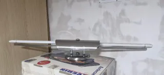 Lámpara de cocina plateada de barras fluorescentes