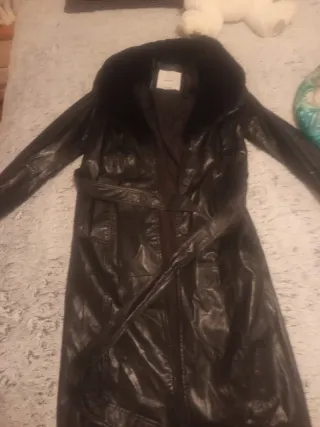 Abrigo largo cuero con cinturón