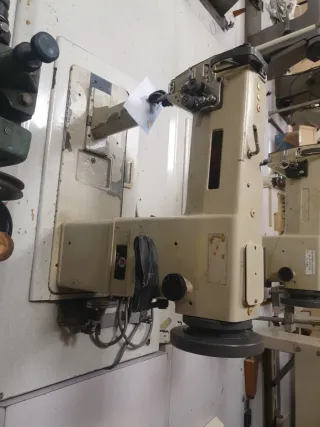 Máquina Alfa Columna Aguja