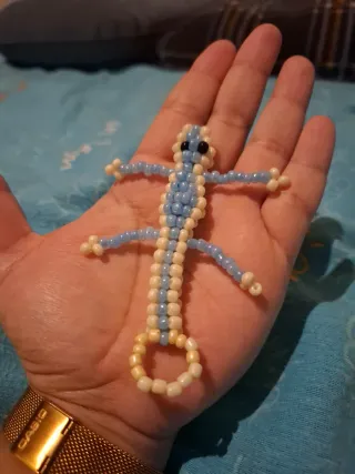 Llavero artesanal de mostacilla