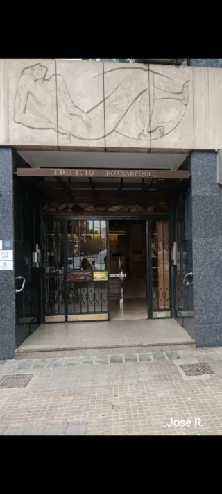 2 pisos en venta en edificio hornabeque