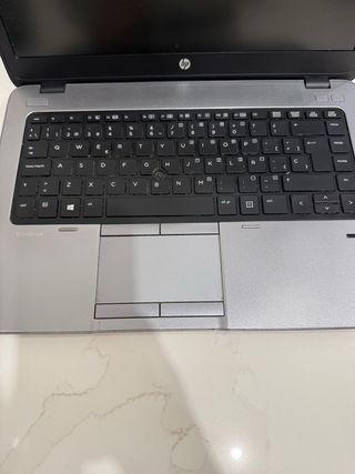Portátil HP EliteBook 840 Gris y Negro