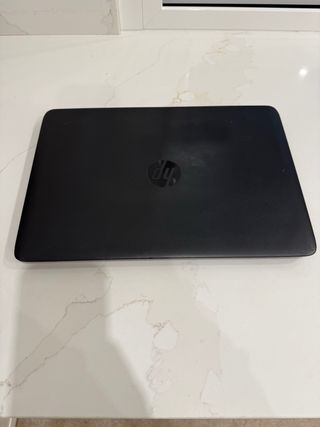 Portátil HP EliteBook 840 Gris y Negro