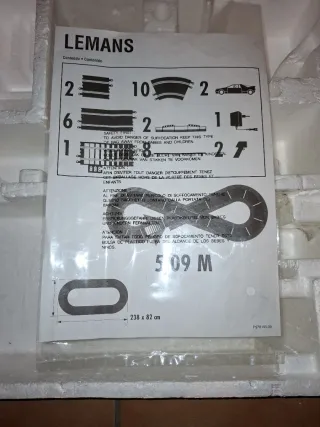 Scalextric Le Mans 1:32