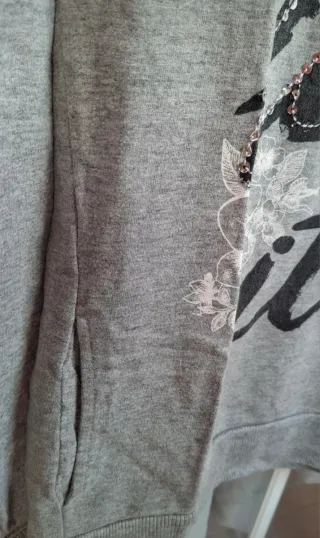 Chaqueta y Sudadera Gris