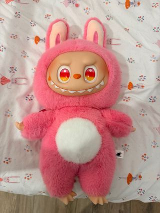 Muñeco Labubu 60cm Rosa