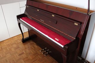 Piano Vertical Yamaha