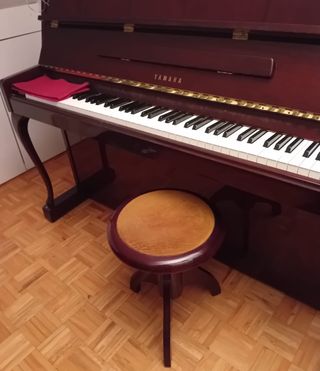 Piano Vertical Yamaha