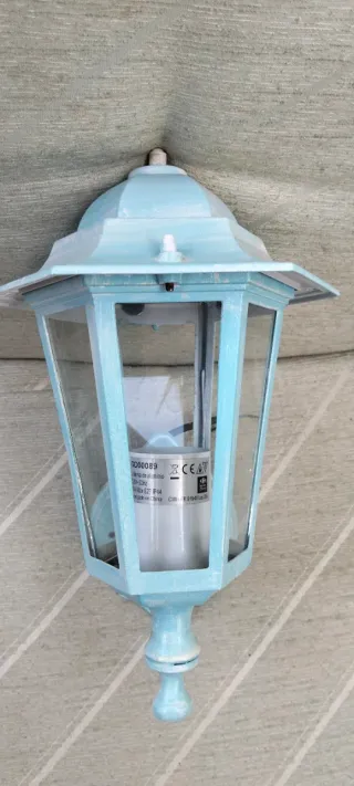 Farola exterior metal y cristal