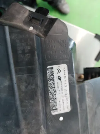 Faro Derecho Citroen Jumpy 2019