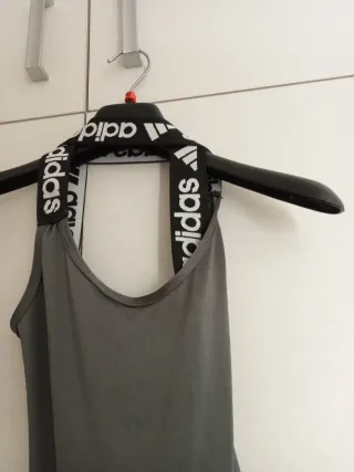 Tuta Adidas modellante grigia taglia M