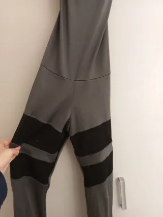 Tuta Adidas modellante grigia taglia M