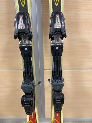 Sci Volkl 160cm con attacchi